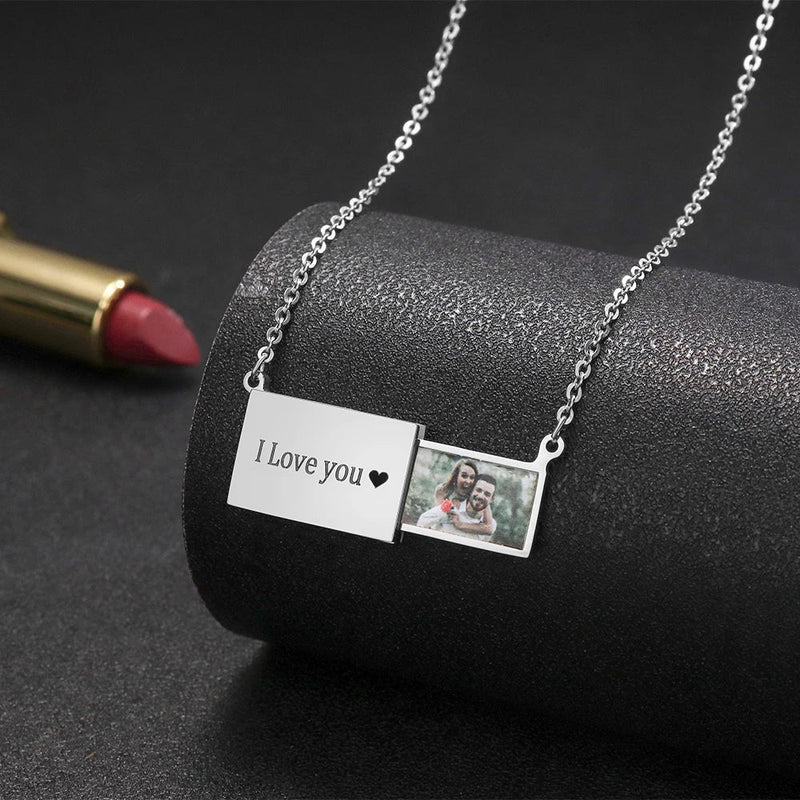 Collier Lettre d'Amour - Votre photo immortalisée