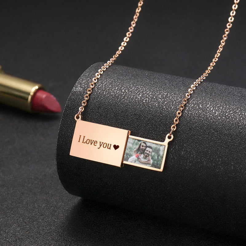 Collier Lettre d'Amour - Votre photo immortalisée